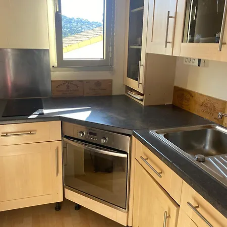 Апартаменты Le Domaine Du Preconil *